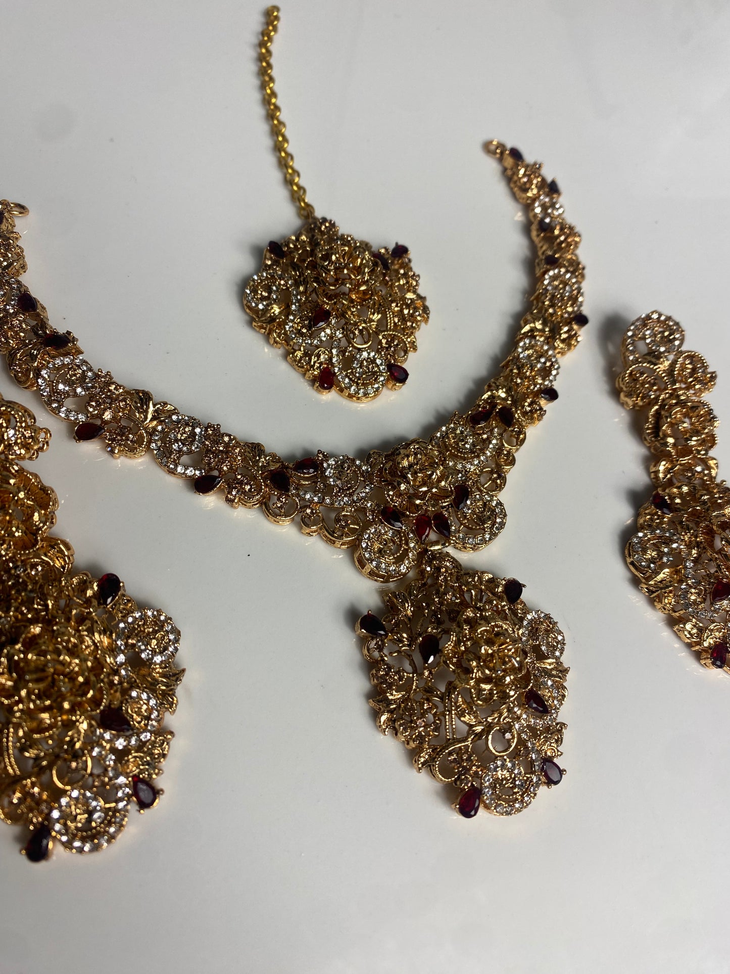 The Rose Necklace set