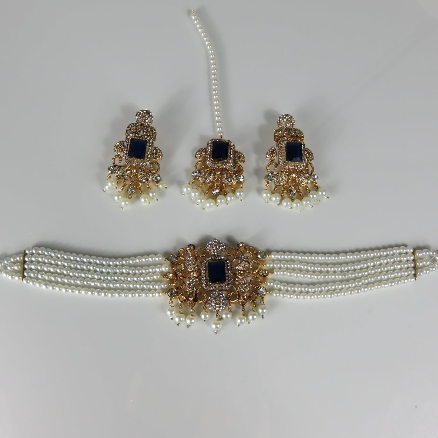 Gold Premium Choker Pearl Necklace