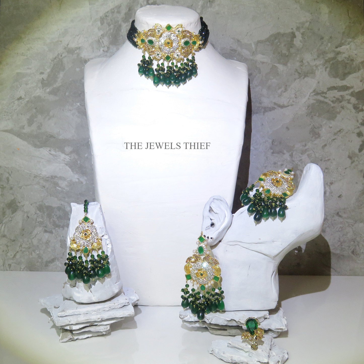 ROSE TURKISH choker