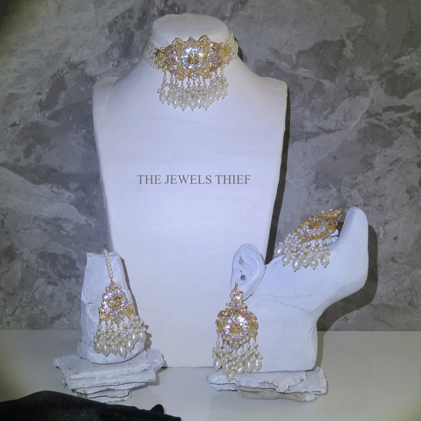 ROSE TURKISH choker