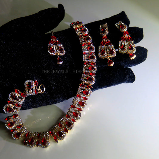 Frost Necklace Set
